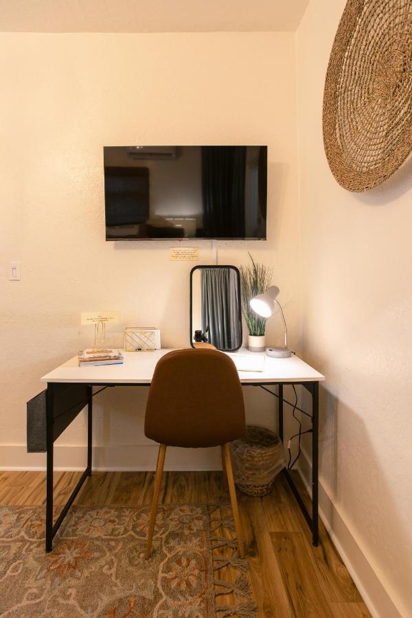 Oakdale Suites - Master Property Medford Eksteriør bilde